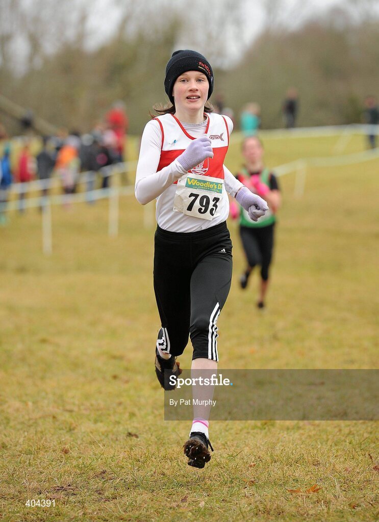 21 February 2010; Alanna Lally, Connaught, on her way to winning the U15 Girls race at the Woodie’s DIY Juvenile ‘B’ Cross Country. Juvenile Athletes, Woodie’s DIY Juvenile ‘B’ Cross Country. Lough Key Forest Park, Boyle, Co. Roscommon. Picture credit: Pat Murphy / SPORTSFILE