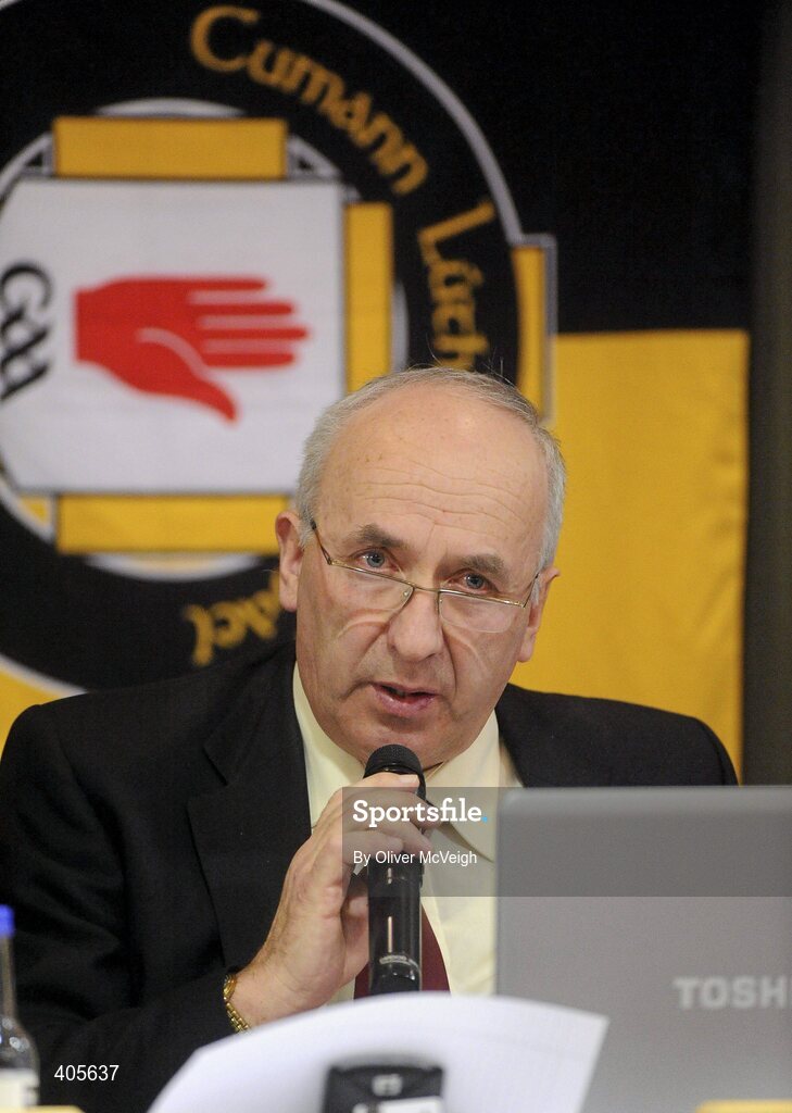 27 February 2010; Ulster GAA Secretary Danny Murphy speaking at the Ulster Council GAA Convention. Ulster Council GAA convention, Errigal Hotel, Cootehill, Co. Cavan. Picture credit: Oliver McVeigh / SPORTSFILE