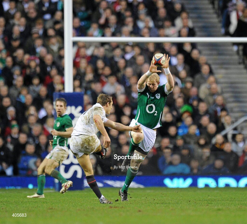 27 February 2010; Jonny Wilkinson, England, scores a drop-goal despite the attention of Leo Cullen, Ireland. RBS Six Nations Rugby Championship, England v Ireland, Twickenham Stadium, Twickenham, London, England. Picture credit: Matt Browne / SPORTSFILE