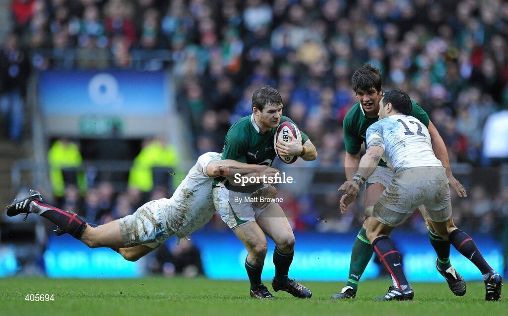 27 February 2010; Gordon D'Arcy, Ireland, is tackled by Jonny Wilkinson, England. RBS Six Nations Rugby Championship, England v Ireland, Twickenham Stadium, Twickenham, London, England. Picture credit: Matt Browne / SPORTSFILE