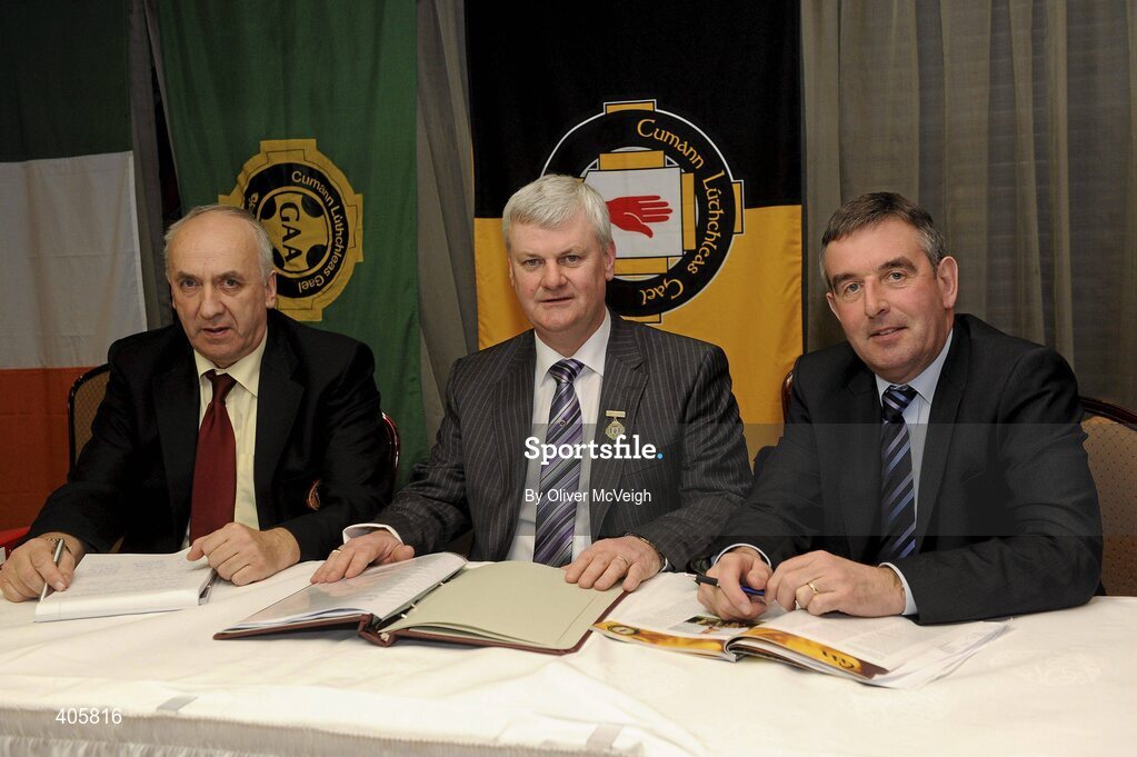 27 February 2010; Danny Murphy, Ulster GAA Secretary, new Ulster GAA President, Aogan Farrell, and outgoing Ulster GAA President, Tom Daly, at the Ulster Council GAA Convention. Ulster Council GAA Convention, Errigal Hotel, Cootehill, Co. Cavan. Picture credit: Oliver McVeigh / SPORTSFILE