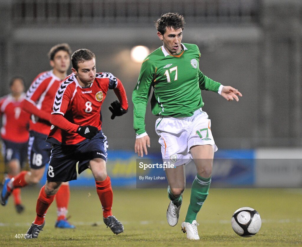 3 March 2010; Ian Daly, Republic of Ireland, in action against Levon Airapetian, Armenia. UEFA European U21 Championship Qualifier, Republic of Ireland v Armenia, Tallaght Stadium, Tallaght, Co. Dublin. Picture credit: Ray Lohan / SPORTSFILE