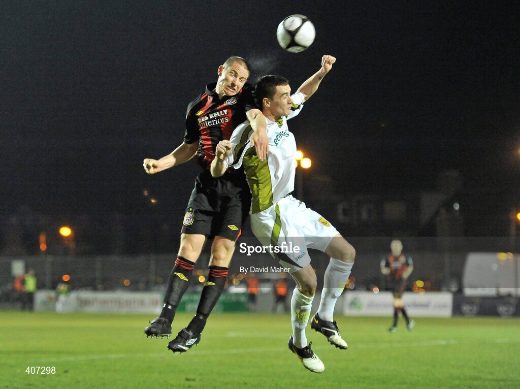 5 March 2010; Glenn Cronin, Bohemians, in action against Shaun Williams, Sporting Fingal. Airtricity League, Premier Division, Bohemians v Sporting Fingal, Dalymount Park, Dublin. Picture credit: David Maher / SPORTSFILE