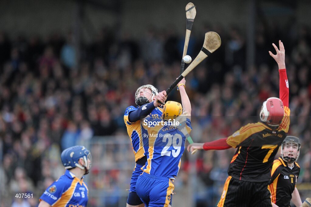 6 March 2010; Denis Maher and Conor Hammersly, 29, Thurles CBS, in action against Martin Moroney, 7, Ard Scoil Ris. Harty Cup Final replay, Thurles CBS v Ard Scoil Ris, McDonagh Park, Nenagh, Co. Tipperary. Picture credit: Matt Browne / SPORTSFILE