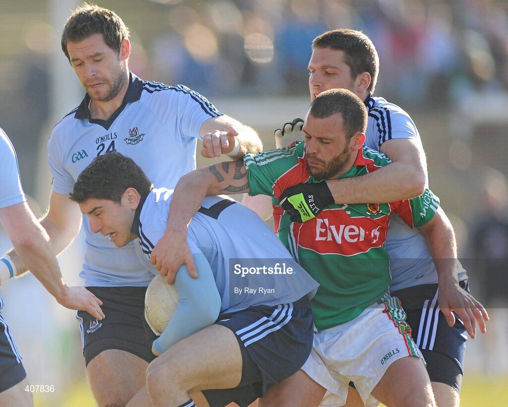 7 March 2010; Bernard Brogan, Darren Magee and Conal Keaney, Dublin, in action against Trevor Mortimer, Mayo. Allianz GAA Football National League Division 1 Round 3, Mayo v Dublin, McHale Park, Castlebar, Co. Mayo. Picture credit: Ray Ryan / SPORTSFILE