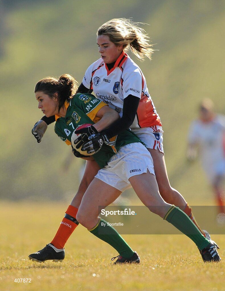 7 March 2010; Aedin Murray, Meath, in action against Aoife Lennon, Armagh. Bord Gais Energy Ladies National Football League Division 2 Round 4, Armagh v Meath, Cullaville, Co. Armagh. Photo by Sportsfile