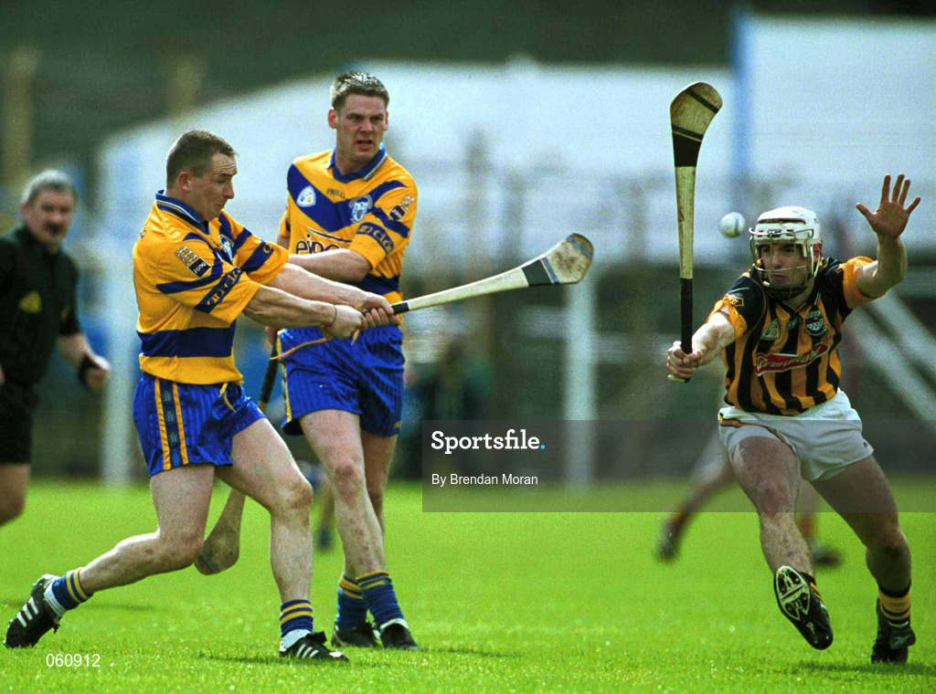 29 April 2001; Colin Lynch of Clare gets his shot in despite the blockdown attempt by Aidan Cummins of Kilkenny during the Allianz GAA National Hurling League Division 1 Semi-Final match between Clare and Kilenny at Semple Stadium in Thurles, Tipperary. Photo by Brendan Moran/Sportsfile