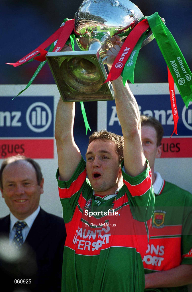29 April 2001; Mayo captain Noel Connelly lifts the cup after the Allianz GAA National Football League Division 1 Final match betweem Mayo and Galway at Croke Park in Dublin. Photo by Ray McManus/Sportsfile