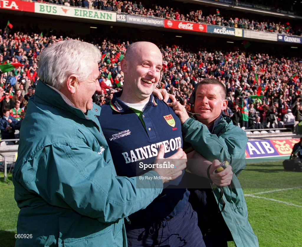 29 April 2001; Mayo manager Pat Holmes, centre, celebrates after the Allianz GAA National Football League Division 1 Final match betweem Mayo and Galway at Croke Park in Dublin. Photo by Ray McManus/Sportsfile