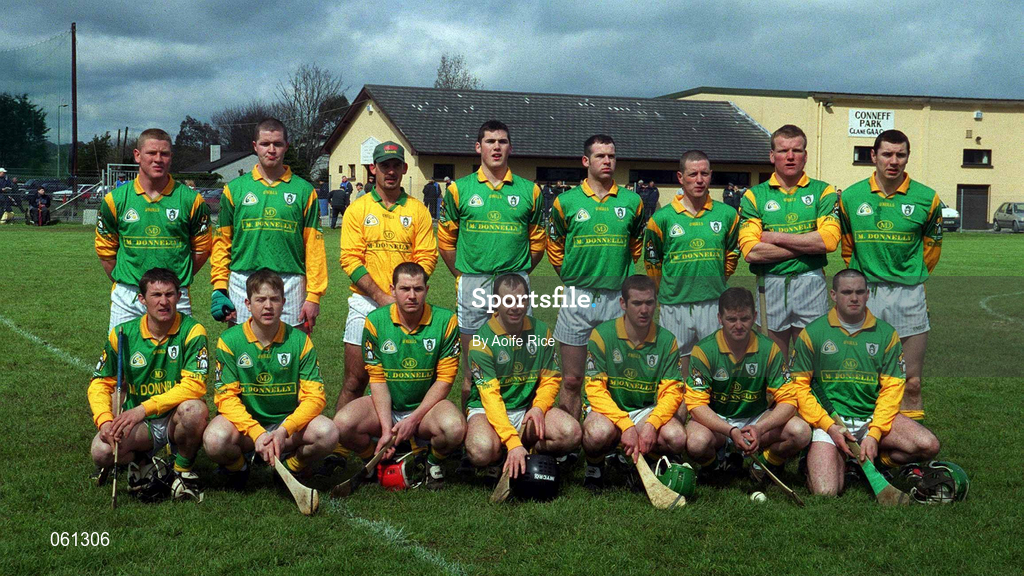 29 April 2001; The Meath team before the Guinness Leinster Senior Hurling Championship Preliminary Round match between Kildare and Meath at Conneff Park in Clane, Kildare. Photo by Aoife Rice/Sportsfile