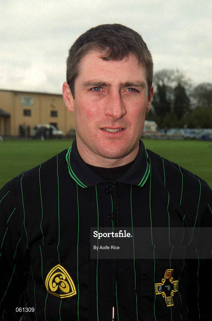 29 April 2001; Referee Sean Roche before the Guinness Leinster Senior Hurling Championship Preliminary Round match between Kildare and Meath at Conneff Park in Clane, Kildare. Photo by Aoife Rice/Sportsfile