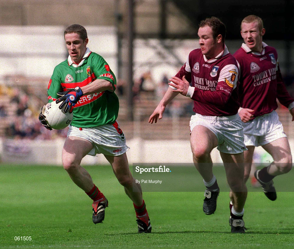 29 April 2001; Stephen Cordan of Mayo in action against John Divilly of Galway during the Allianz GAA National Football League Division 1 Final match betweem Mayo and Galway at Croke Park in Dublin. Photo by Pat Murphy/Sportsfile