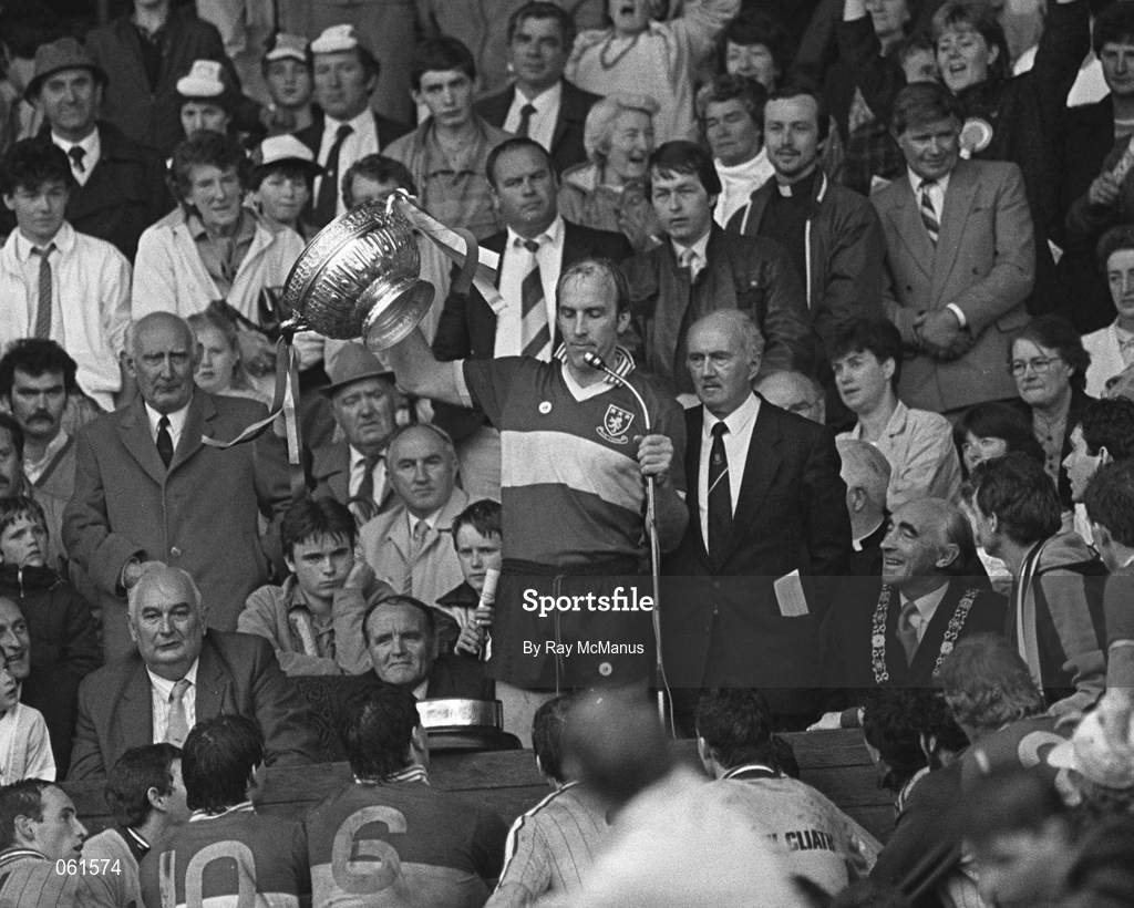 28 July 1985; Dublin captain Brian Mullins, wearing a Laois jersey, lifts the Leinster trophy after the Leinster Senior Football Championship Final match between Dublin and Laois at Croke Park in Dublin. Photo by Ray McManus/Sportsfile
