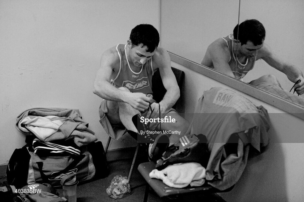 19 February 2010; Daniel Quinn, Glasnevin, prepares for his 69kg bout with Noel Sommers, St Matthews. National Mens and Womens Elite National Boxing Championships, Preliminary Rounds, National Stadium, Dublin. Picture credit: Stephen McCarthy / SPORTSFILE