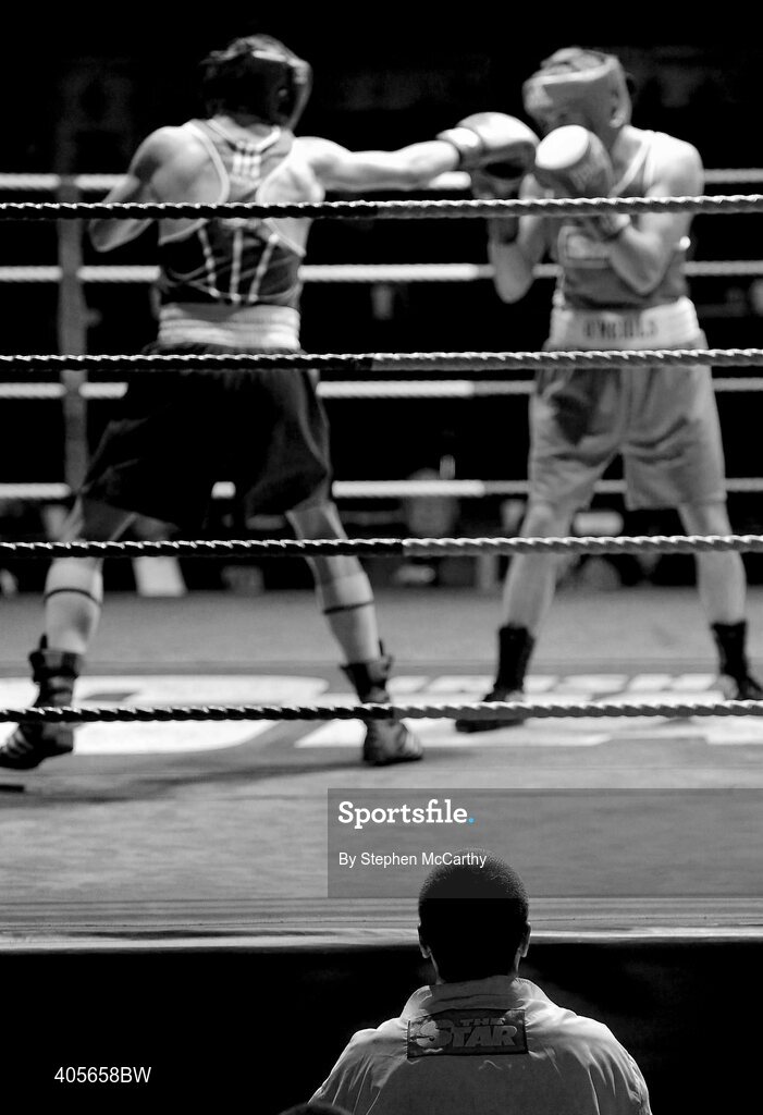 20 February 2010; A general view of the bout between Tyrone McCullough, Illies Golden Gloves, blue, and Ryan Lindberg, Immaculata, red, during their 57kg bout. National Boxing Championships - Semi-Finals, National Stadium, Dublin. Picture credit: Stephen McCarthy / SPORTSFILE