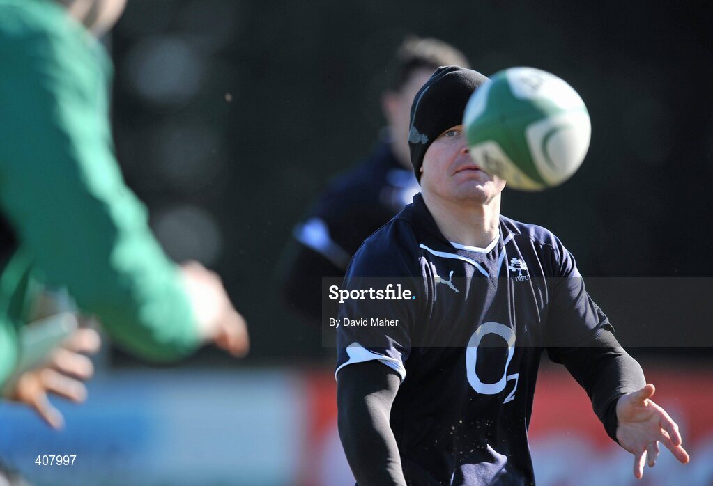 8 March 2010; Ireland captain Brian O'Driscoll in action during squad training ahead of their RBS Six Nations Rugby Championship match against Wales on Saturday. Ireland rugby squad training, Dr. Hickey Park, Greystones, Co. Wicklow. Picture credit; David Maher / SPORTSFILE