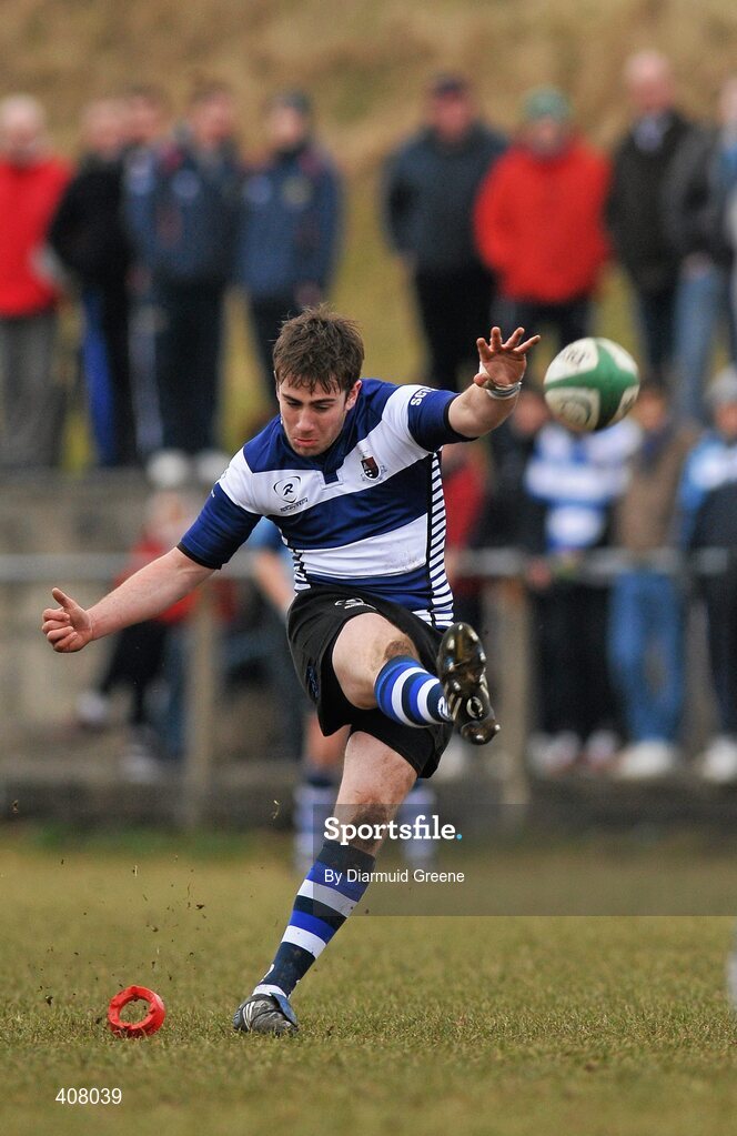 3 March 2010; JJ Hanrahan, Rockwell, kicks a penalty. Avonmore Munster Rugby Schools Senior Cup Semi-Final, Rockwell v Castletroy College, Clanwilliam Park, Tipperary Town, Tipperary. Picture credit: Diarmuid Greene / SPORTSFILE