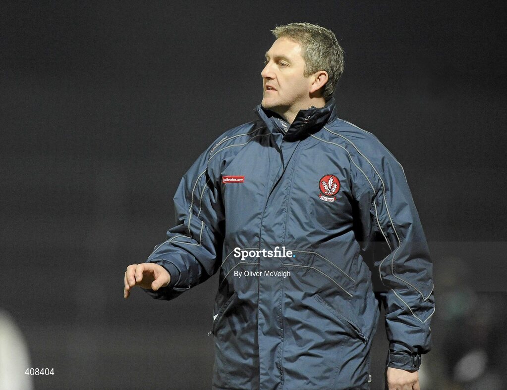 10 March 2010; Derry manager Damian Cassidy issues instructions from the sideline. Cadbury Ulster GAA Football Under 21 Championship preliminary Round, Tyrone v Derry, Healy Park, Omagh, Co. Tyrone. Picture credit: Oliver McVeigh / SPORTSFILE