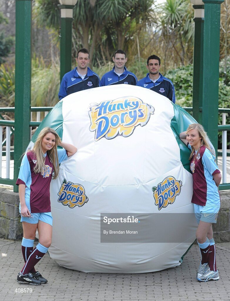 11 March 2010; Hunky Dory's and former League of Ireland champions Drogheda United have announced a major two year sponsorship deal, which will include United Park being renamed Hunky Dorys Park and the first and reserve teams will carry the Hunky Dory logo. At the announcement are models Claudia Martin, left, and Laura Prendergast with players Paul Skinner, 2nd from left, team captain Alan McNally, centre, and Jamie Duffy. Herbert Park Hotel, Ballsbridge, Dublin. Picture credit: Brendan Moran / SPORTSFILE