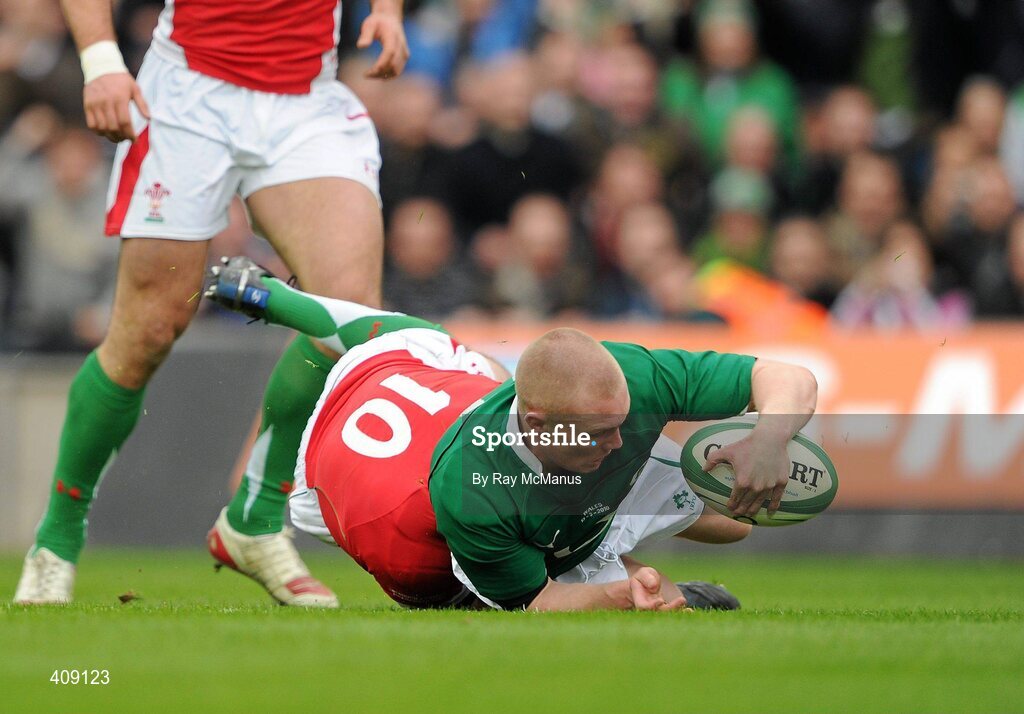 13 March 2010; Keith Earls, Ireland, touches down for a try in the 26th minute. RBS Six Nations Rugby Championship, Ireland v Wales, Croke Park, Dublin. Picture credit: Ray McManus / SPORTSFILE