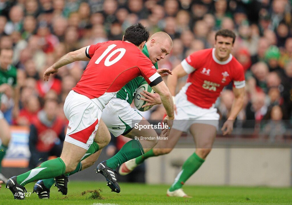 13 March 2010; Keith Earls, Ireland, gets past Stephen Jones, Wales, to score his side's first try . RBS Six Nations Rugby Championship, Ireland v Wales, Croke Park, Dublin. Picture credit: Brendan Moran / SPORTSFILE