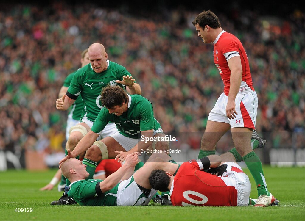 13 March 2010; Keith Earls, Ireland, celebrates with team-mate Donncha O'Callaghan and Paul O'Connell after scoring his side's first try. RBS Six Nations Rugby Championship, Ireland v Wales, Croke Park, Dublin. Picture credit: Stephen McCarthy / SPORTSFILE