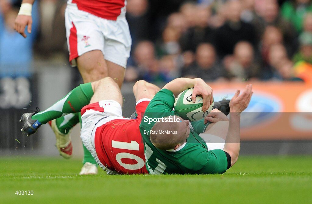 13 March 2010; Keith Earls, Ireland, on his way to scoring his side's first try in the 26th minute. RBS Six Nations Rugby Championship, Ireland v Wales, Croke Park, Dublin. Picture credit: Ray McManus / SPORTSFILE