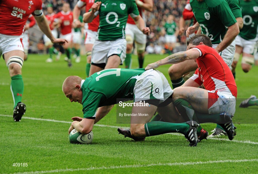 13 March 2010; Keith Earls, Ireland, goes over to score his 2nd and his side's 3rd try of the match. RBS Six Nations Rugby Championship, Ireland v Wales, Croke Park, Dublin. Picture credit: Brendan Moran / SPORTSFILE