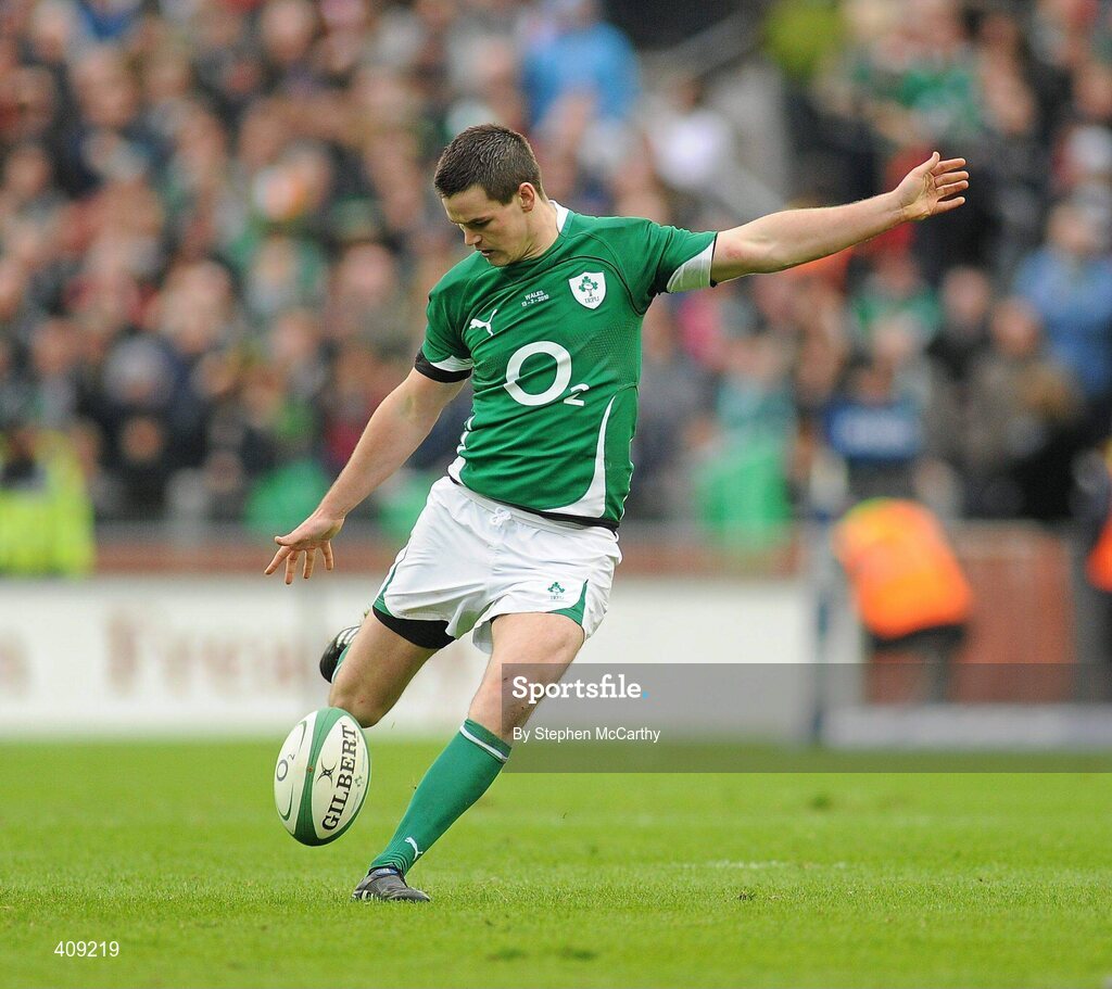13 March 2010; Ireland's Jonathan Sexton kicks a drop goal. RBS Six Nations Rugby Championship, Ireland v Wales, Croke Park, Dublin. Picture credit: Stephen McCarthy / SPORTSFILE