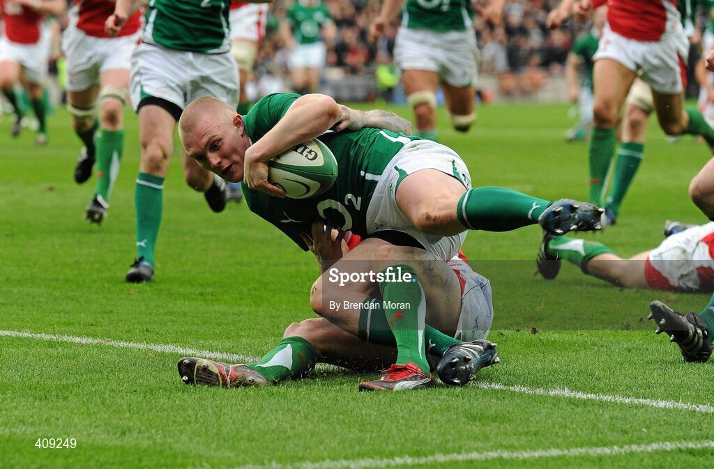13 March 2010; Keith Earls, Ireland, scores his second and his side's third try. RBS Six Nations Rugby Championship, Ireland v Wales, Croke Park, Dublin. Picture credit: Brendan Moran / SPORTSFILE