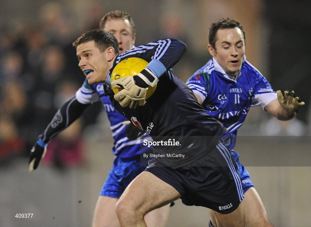 13 March 2010; Stephen Cluxton, Dublin, in action against Stephen Gollogly, Monaghan. Allianz GAA Football National League, Division 1, Round 4, Dublin v Monaghan, Parnell Park, Dublin. Picture credit: Stephen McCarthy / SPORTSFILE