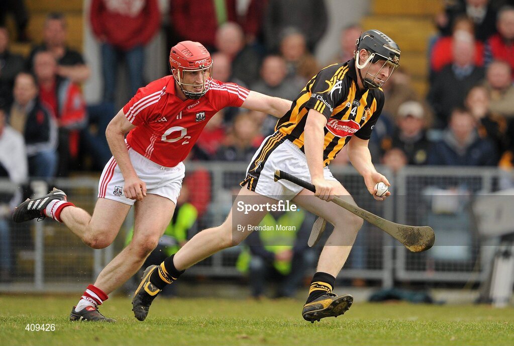 14 March 2010; John Dalton, Kilkenny, in action against Mark O'Sullivan, Cork. Allianz GAA Hurling National League, Division 1, Round 3, Cork v Kilkenny, Pairc Ui Chaoimh, Cork. Picture credit: Brendan Moran / SPORTSFILE