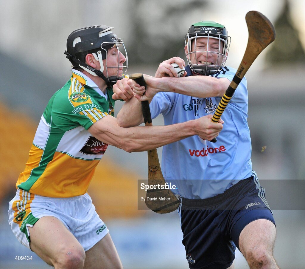 14 March 2010; Liam Ryan, Dublin, in action against Conor Mahon, Offaly. Allianz GAA Hurling National League, Division 1, Round 3, Offaly v Dublin, O'Connor Park, Tullamore, Co. Offaly. Picture credit: David Maher / SPORTSFILE