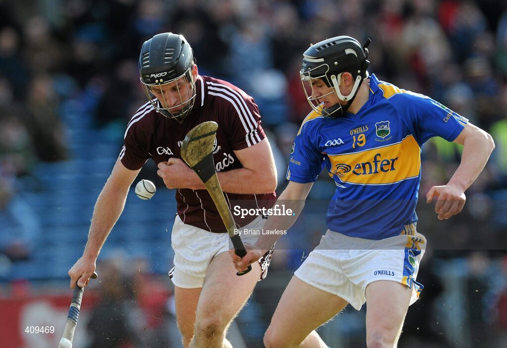 14 March 2010; Shane Kavanagh, Galway, in action against Timmy Hammersley, Tipperary. Allianz GAA Hurling National League, Division 1, Round 3, Tipperary v Galway, Semple Stadium, Thurles, Co. Tipperary. Picture credit: Brian Lawless / SPORTSFILE