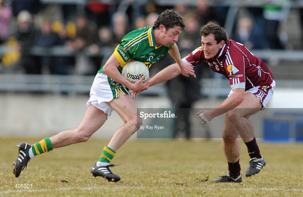 14 March 2010; David O'Callaghan, Kerry, in action against Diarmuid Blake, Galway. Allianz GAA Football National League, Division 1, Round 4, Galway v Kerry, Pearse Stadium, Galway. Picture credit: Ray Ryan / SPORTSFILE