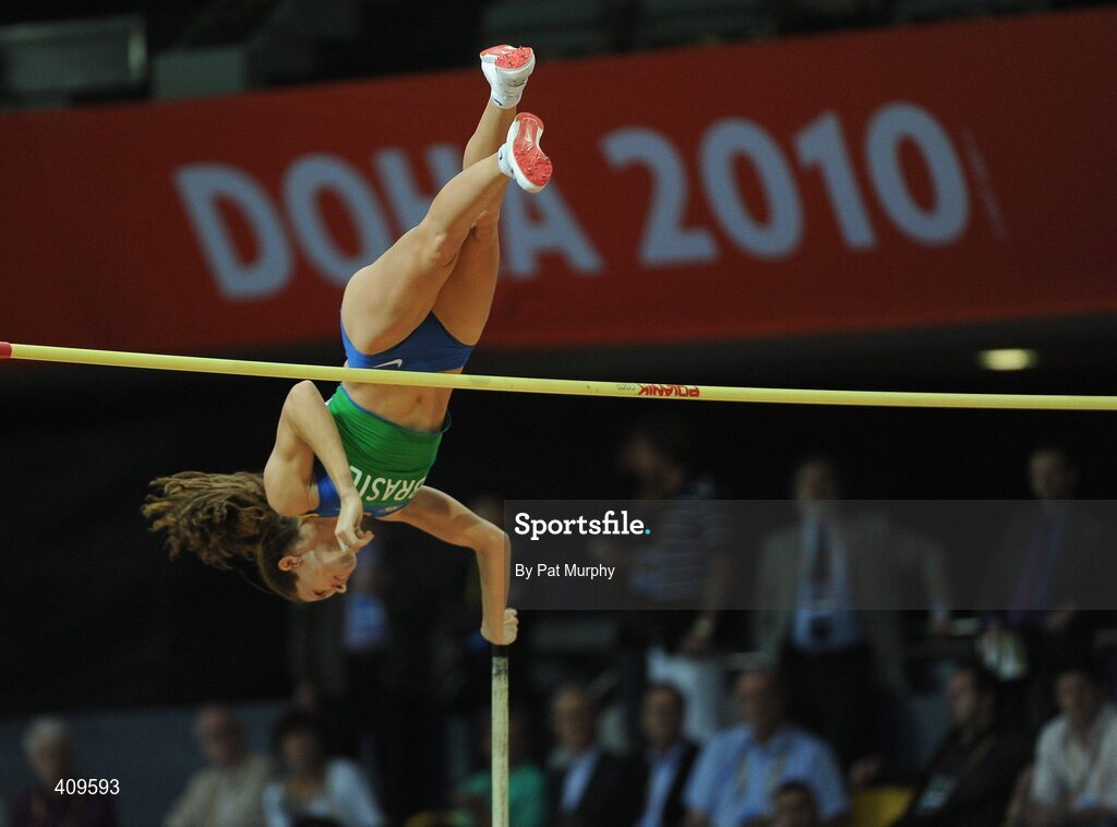 14 March 2010; Fabiana Murer, Brazil, on her way to winning the Women's Pole Vault final at the 13th IAAF World Indoor Athletics Championships, Doha, Qatar. Picture credit: Pat Murphy / SPORTSFILE