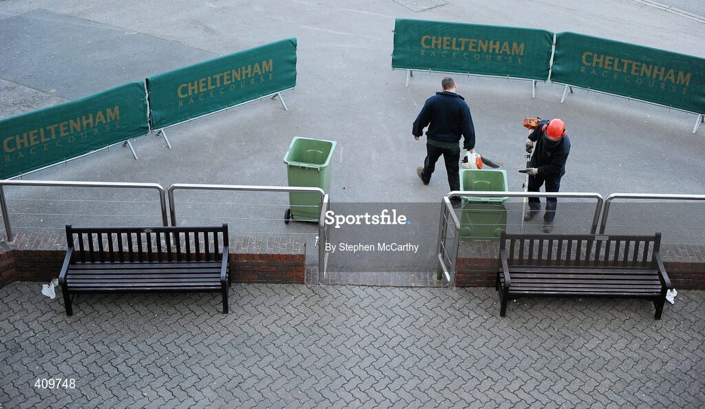 15 March 2010; Maintenance staff ahead of tomorrow's start of the Cheltenham Racing Festival 2010. Prestbury Park, Cheltenham, Gloucestershire, England. Picture credit: Stephen McCarthy / SPORTSFILE