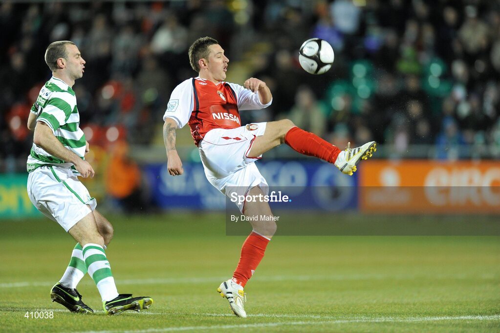 16 March 2010; Alex Williams, St Patrick's Athletic, in action against Dan Murray, Shamrock Rovers. Airtricity League Premier Division, Shamrock Rovers v St Patrick's Athletic, Tallaght Stadium, Tallaght, Dublin. Picture credit: David Maher / SPORTSFILE
