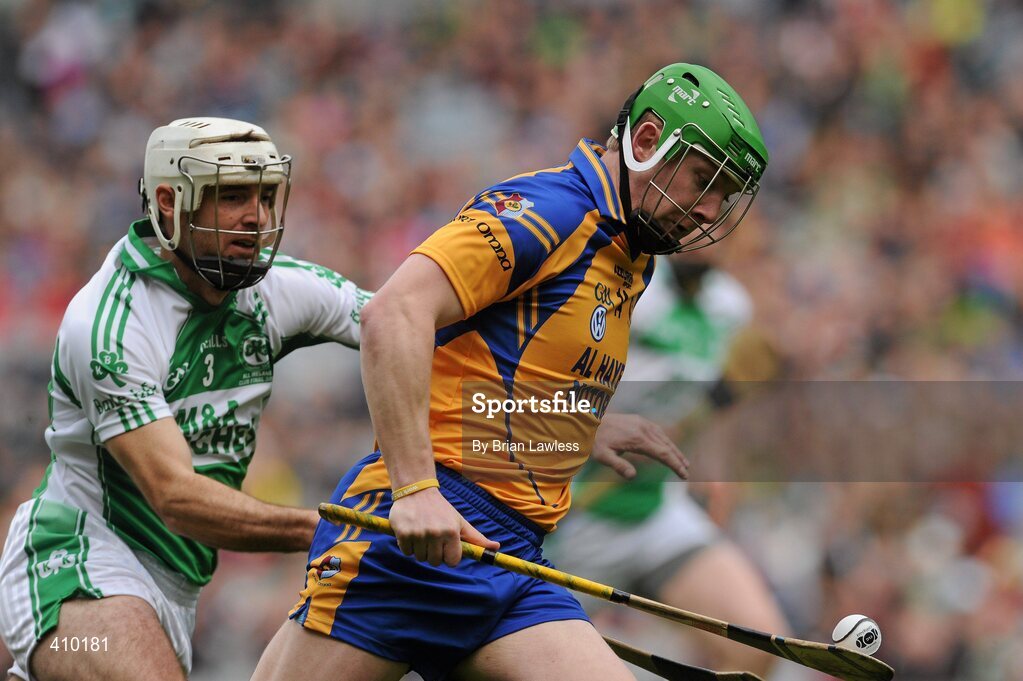 17 March 2010; Joe Canning, Portumna, in action against Aidan Cummins, Ballyhale Shamrocks. AIB GAA Hurling All-Ireland Senior Club Championship Final, Ballyhale Shamrocks v Portumna, Croke Park, Dublin. Picture credit: Brian Lawless / SPORTSFILE