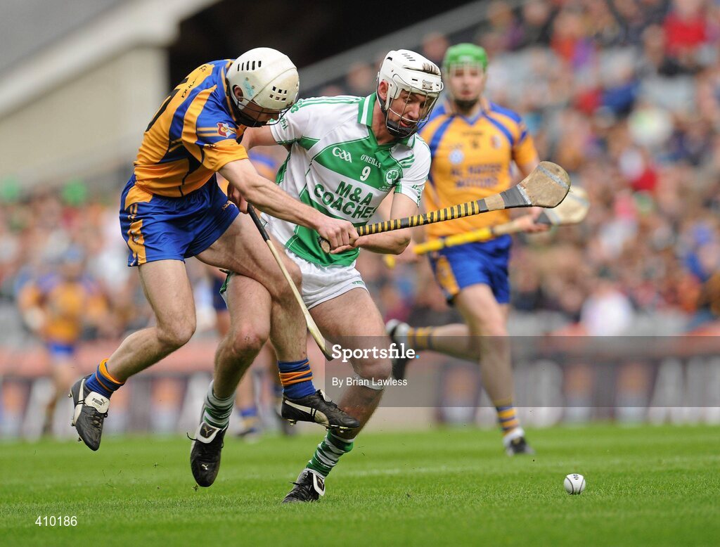17 March 2010; Michael Fennelly, Ballyhale Shamrocks, in action against Niall Hayes, Portumna. AIB GAA Hurling All-Ireland Senior Club Championship Final, Ballyhale Shamrocks v Portumna, Croke Park, Dublin. Picture credit: Brian Lawless / SPORTSFILE