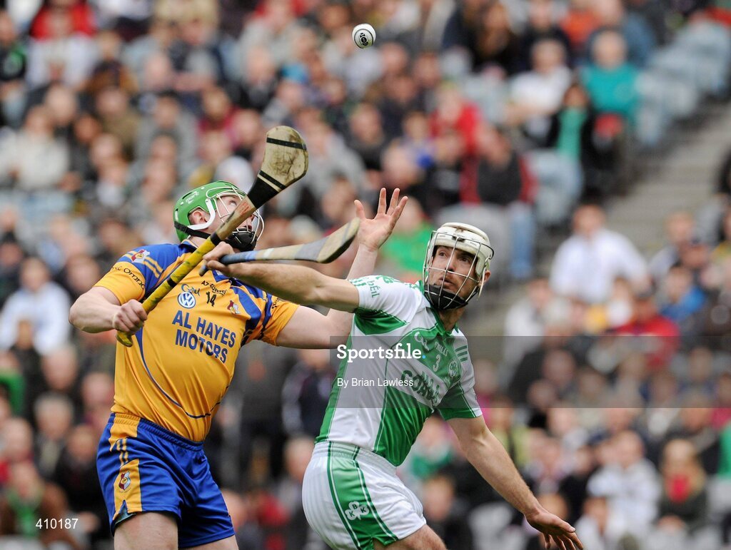 17 March 2010; Joe Canning, Portumna, in action against Aidan Cummins, Ballyhale Shamrocks. AIB GAA Hurling All-Ireland Senior Club Championship Final, Ballyhale Shamrocks v Portumna, Croke Park, Dublin. Picture credit: Brian Lawless / SPORTSFILE