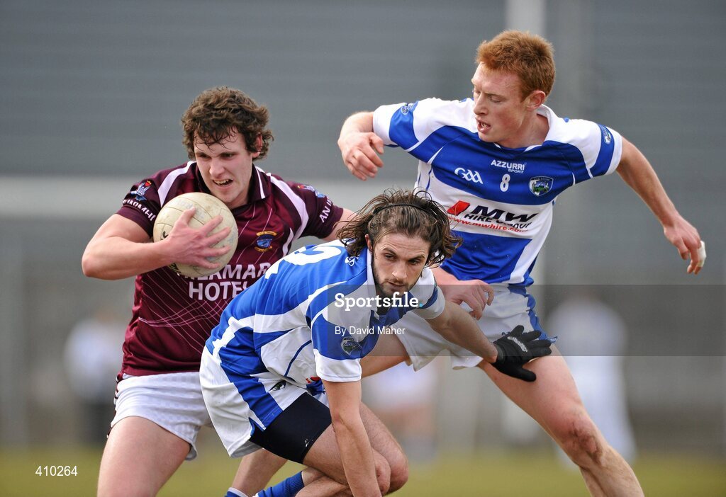 17 March 2010; Timmy Mescasll, Westmeath, in action against Brian Smith, centre, and Brian Glynn, Laois. Cadbury Leinster GAA Football Under 21 Semi-Final, Westmeath v Laois, Cusack Park, Mullingar, Co. Westmeath. Picture credit: David Maher / SPORTSFILE