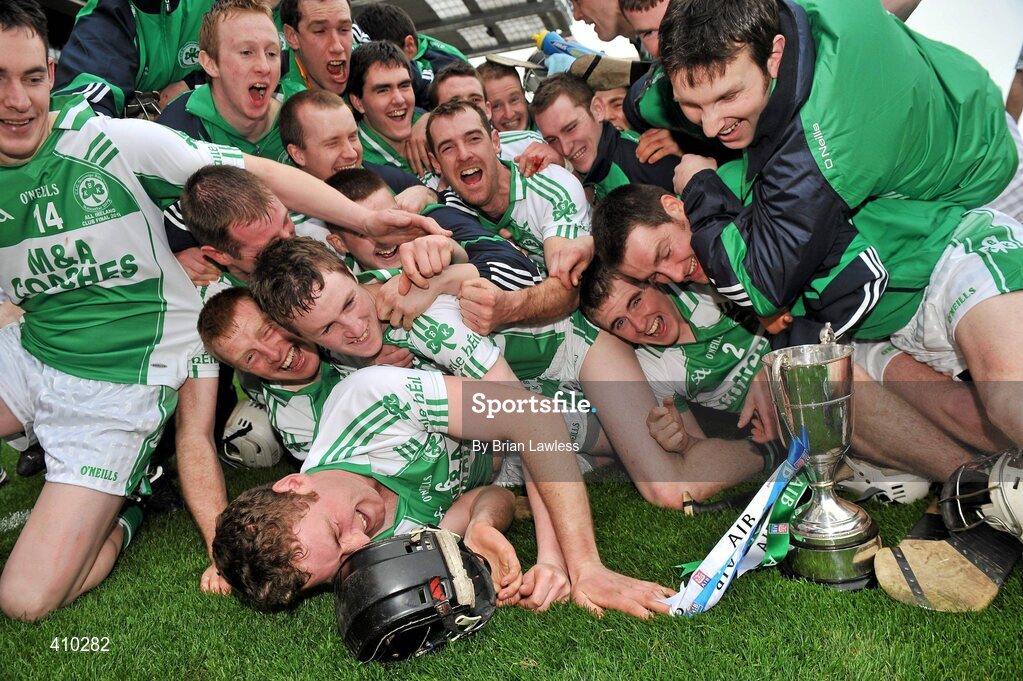 17 March 2010; The Ballyhale Shamrocks team celebrate with the cup. AIB GAA Hurling All-Ireland Senior Club Championship Final, Ballyhale Shamrocks v Portumna, Croke Park, Dublin. Picture credit: Brian Lawless / SPORTSFILE