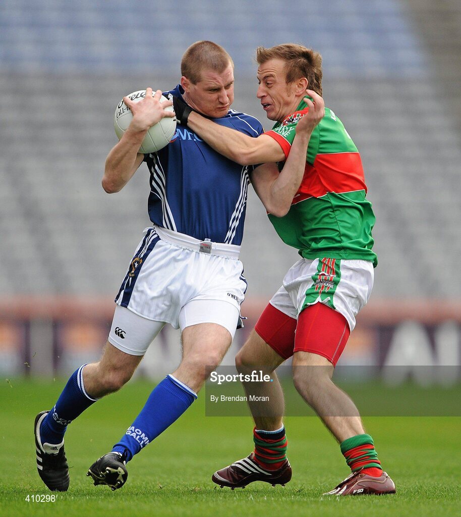 17 March 2010; Kevin McGourty, St Gall's, in action against Declan Callinan, Kilmurry Ibrickane. AIB GAA Football All-Ireland Senior Club Championship Final, Kilmurry Ibrickane v St Gall's, Croke Park, Dublin. Picture credit: Brendan Moran / SPORTSFILE