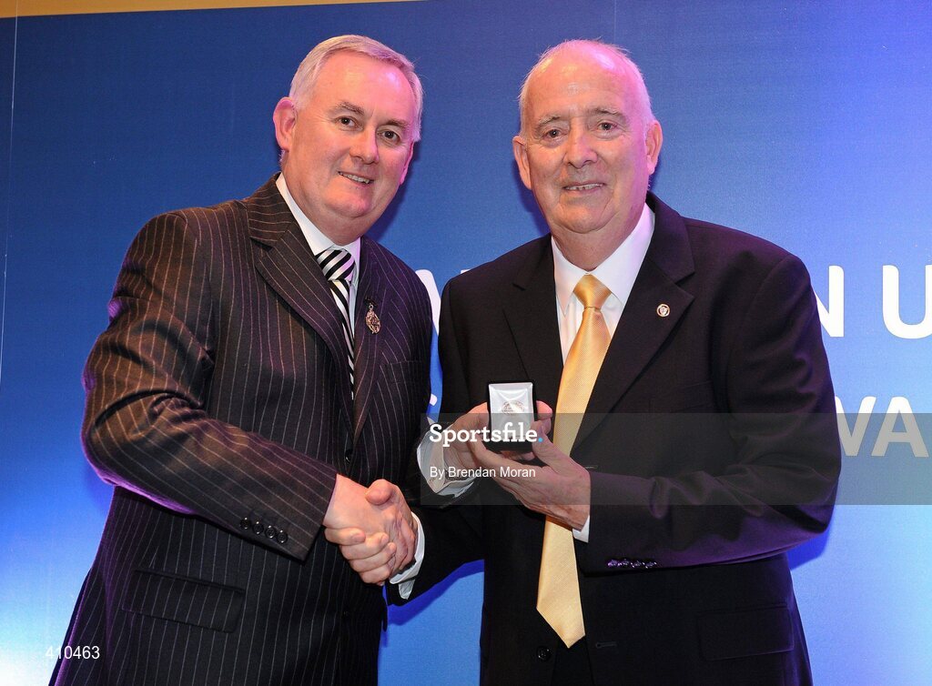 17 March 2009; Joe Roarke, Tara GAA Club, Warkickshire, is presented with a GAA President's Award by Uachtarán CLG Criostóir Ó Cuana. Joe joined Tara Club in Warwickshire, where he was a player and Secretary. Joe was Provincial Secretary of Britain for 20 years and still serves on one of the council sub-committees. GAA President’s Awards 2010, Croke Park, Dublin. Picture credit: Brendan Moran / SPORTSFILE