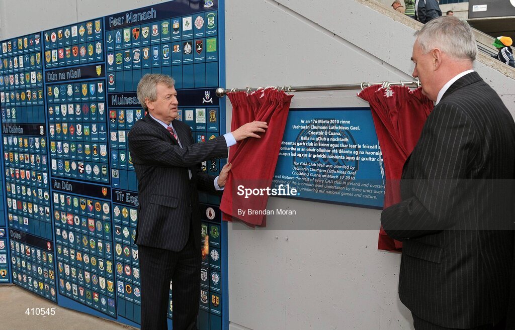 18 March 2010; Officially opening the GAA Club Wall outside the GAA Museum, from left, Páraic Duffy, Ard Stiúrthóir, and Uachtarán CLG Criostóir Ó Cuana. Croke Park, Dublin. Picture credit: Brendan Moran / SPORTSFILE