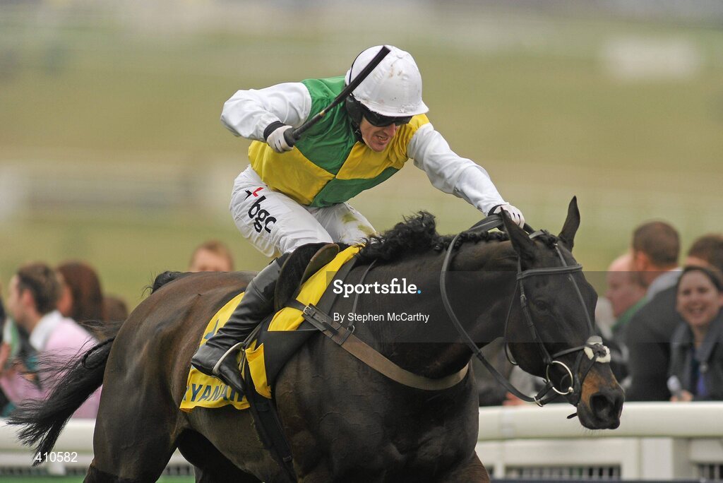 18 March 2010; Albertas Run, with Tony McCoy up, on their way to winning the Ryanair Chase. Cheltenham Racing Festival - Thursday. Prestbury Park, Cheltenham, Gloucestershire, England. Picture credit: Stephen McCarthy / SPORTSFILE