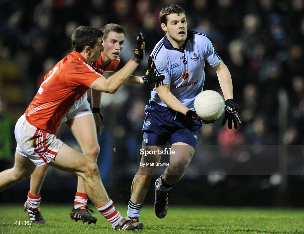 20 March 2010; Kevin McMenamon, Dublin, in action against Ray Carey, Cork. Allianz GAA National Football League, Division 1, Round 5, Cork v Dublin, Pairc Ui Rinn, Cork. Picture credit: Matt Browne / SPORTSFILE
