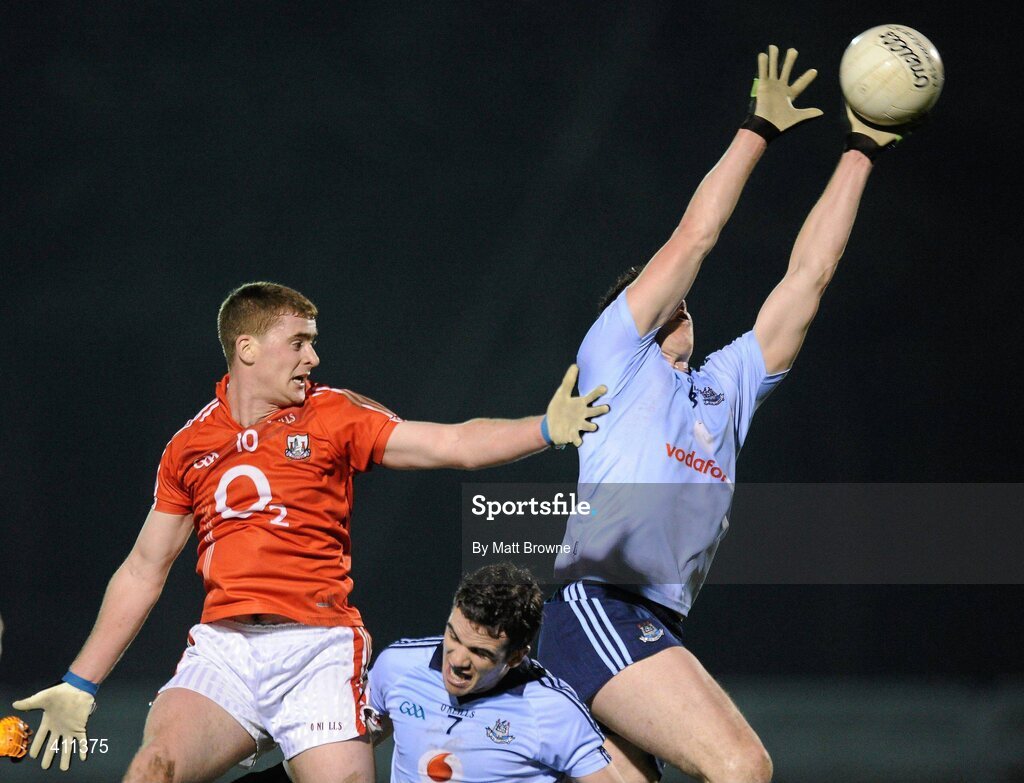 20 March 2010; Éamon Fennell and Ger brennan, 7, Dublin, in action against Fintan Goold, Cork. Allianz GAA National Football League, Division 1, Round 5, Cork v Dublin, Pairc Ui Rinn, Cork. Picture credit: Matt Browne / SPORTSFILE