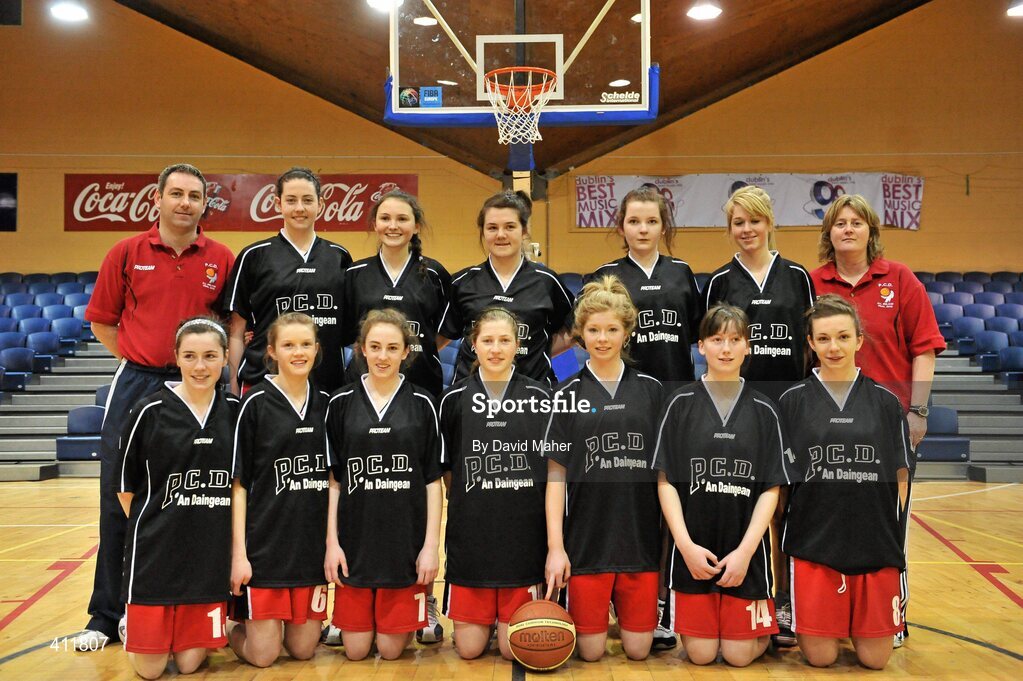 22 March 2010; Pobailscoil Dingle team. U16B Girls - All-Ireland Schools League Finals 2010, Gort Community School, Galway v Pobailscoil Dingle, Kerry, National Basketball Arena, Tallaght, Dublin. Picture credit: David Maher / SPORTSFILE